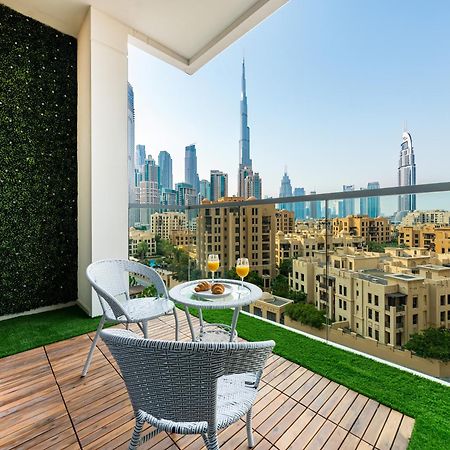 Luxury 2Br, Burj Khalifa View, Close To Dubai Mall, Nice Neighborhood Villa Exterior photo