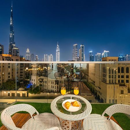 Luxury 2Br, Burj Khalifa View, Close To Dubai Mall, Nice Neighborhood Villa Exterior photo