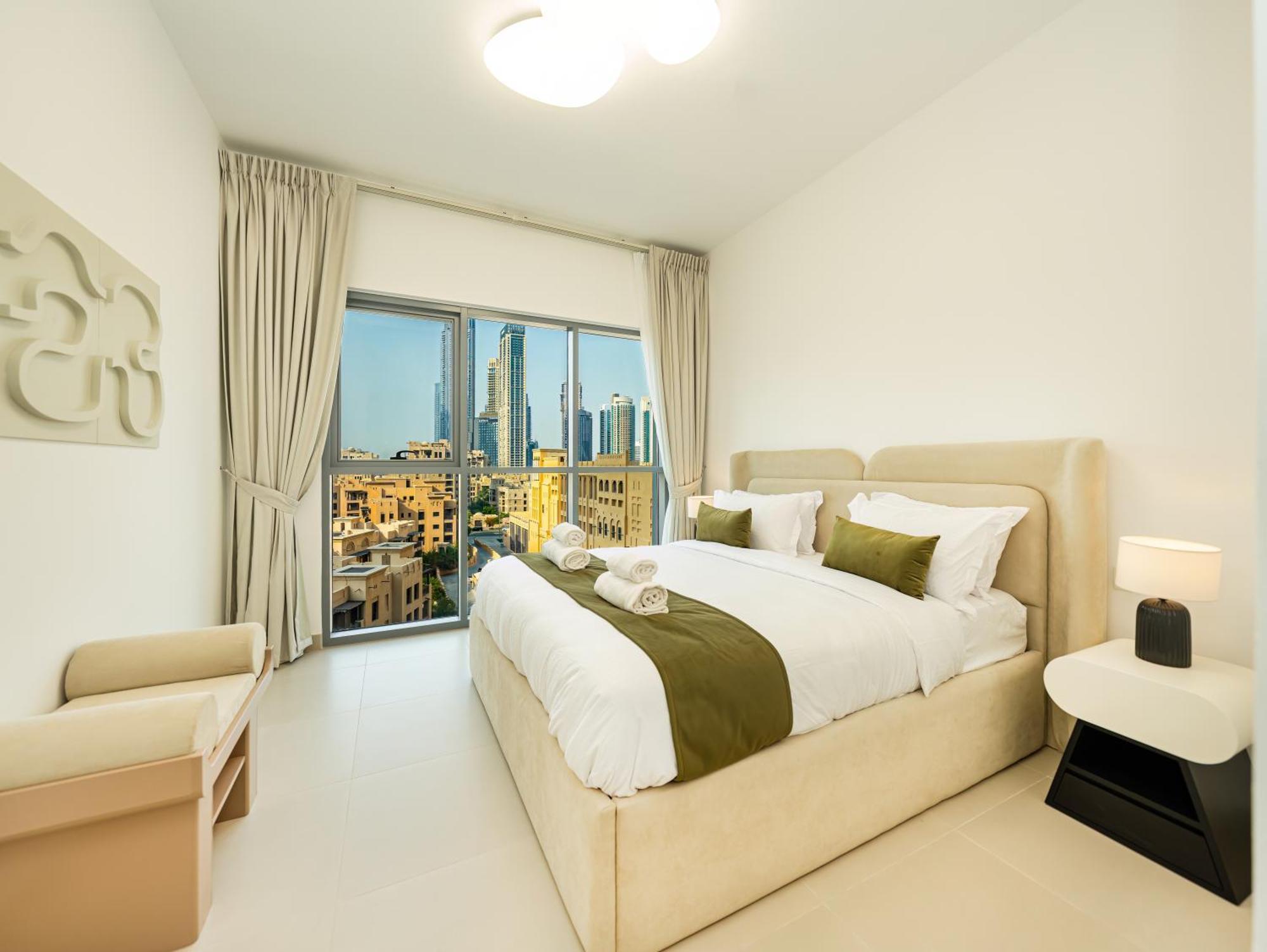 Luxury 2Br, Burj Khalifa View, Close To Dubai Mall, Nice Neighborhood Villa Exterior photo